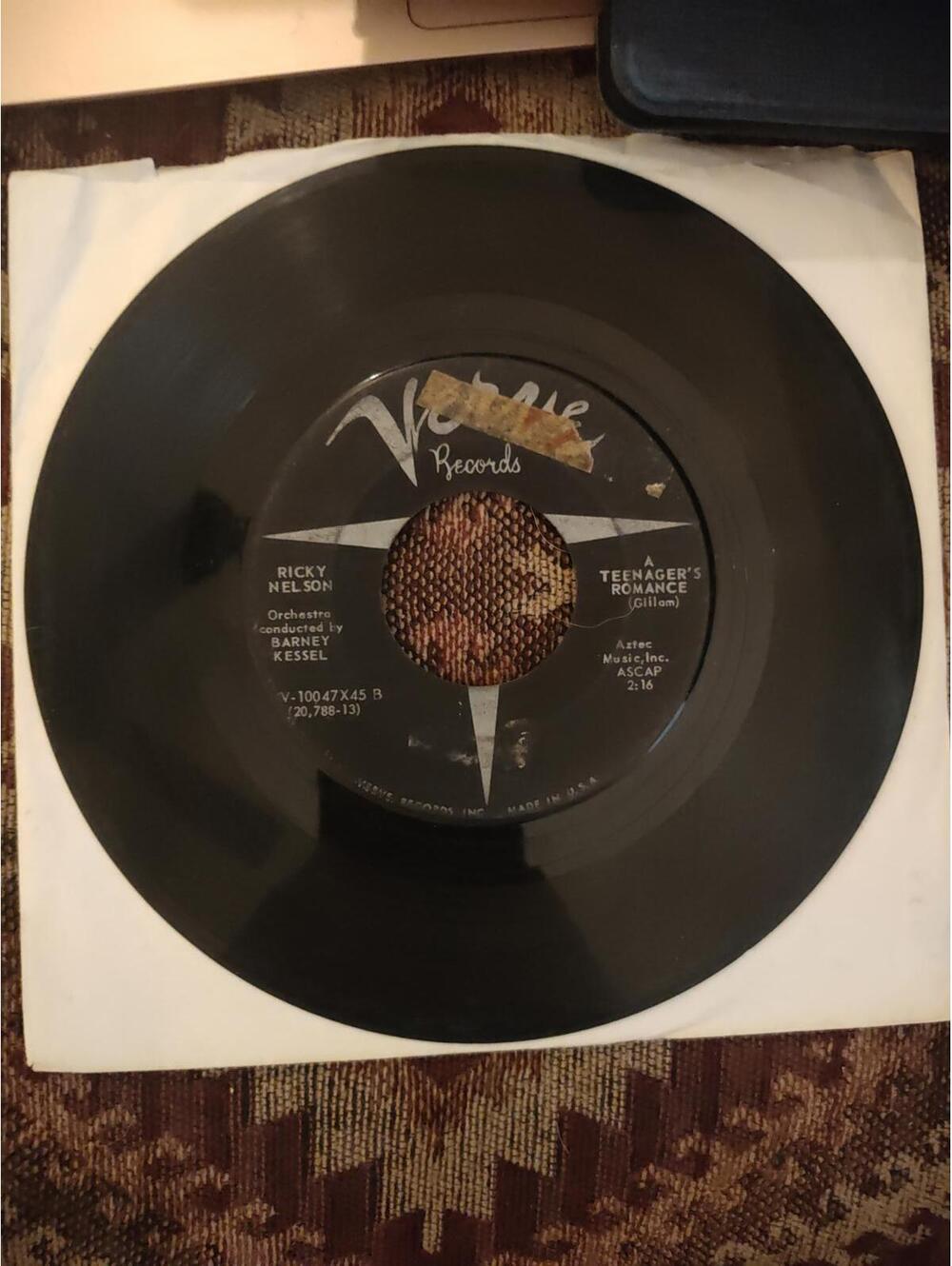 Vintage Vinyl- Ricky Nelson - I'm walkin- 45 rpm